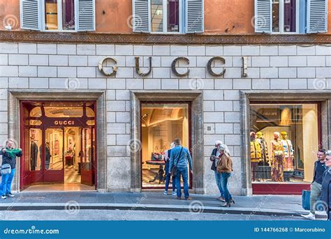 Gucci stores in rome